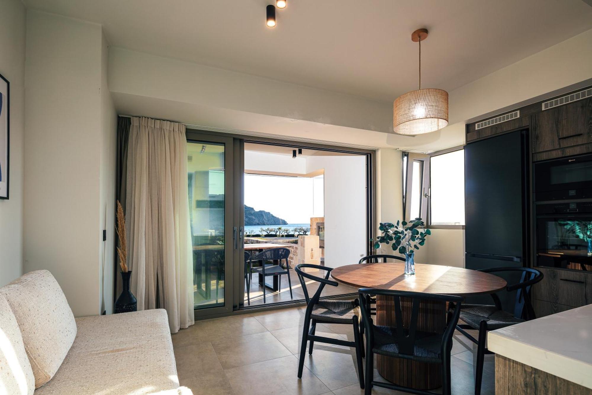 Ririka Beach Living, New Feel-At-Home Luxury Suites Plakias Exteriér fotografie